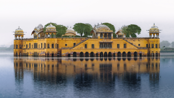 Udaipur 3 Nights 4 Days Honeymoon Package | Romantic Udaipur Tour by YatraYolo™
